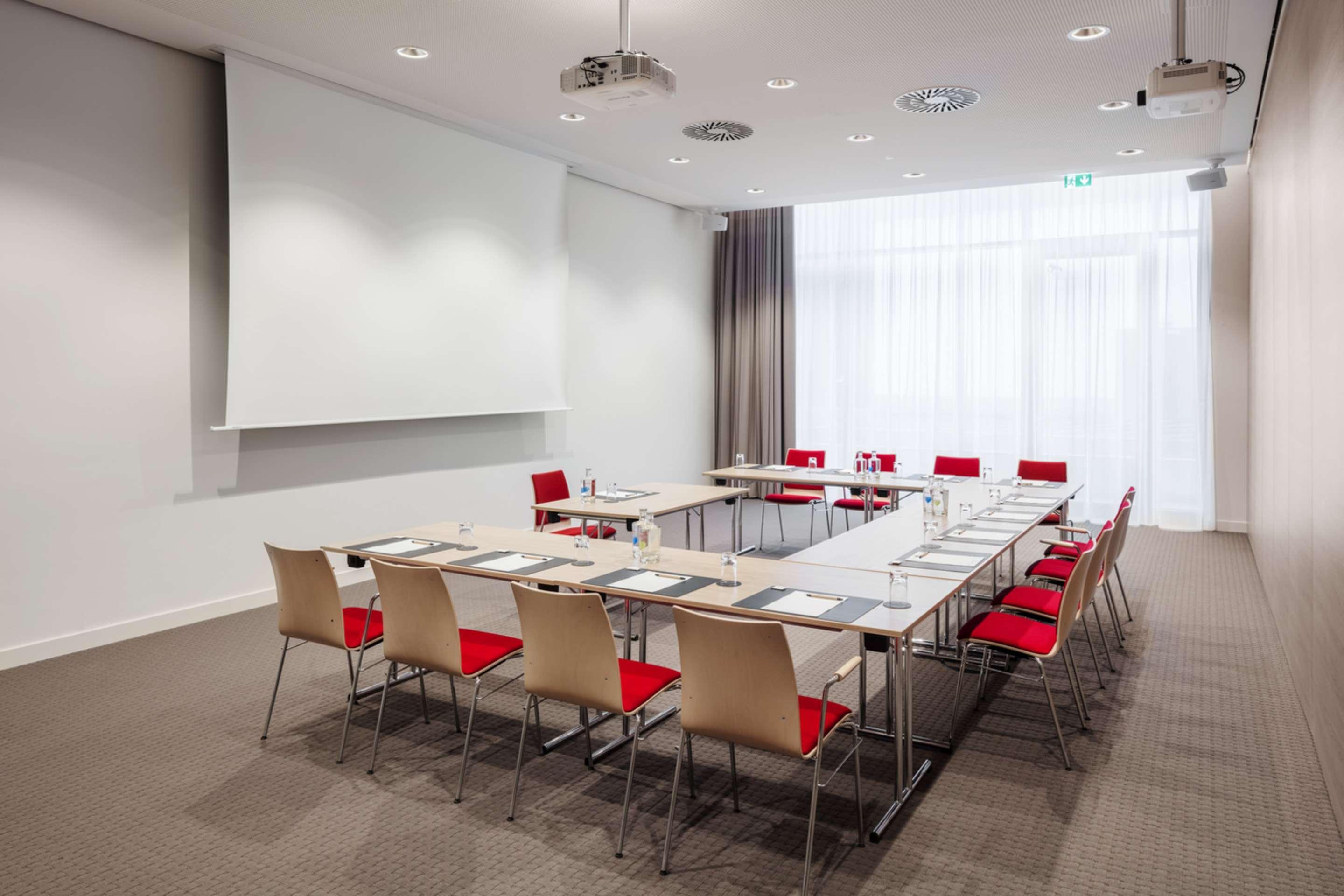 Intercityhotel Braunschweig Bagian luar foto